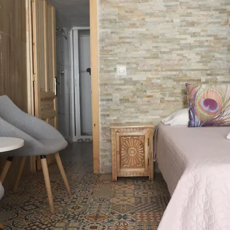 La Paloma I Guest house 3*