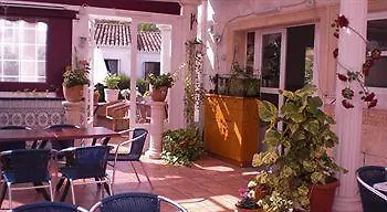 La Paloma I בית הארחה 3*