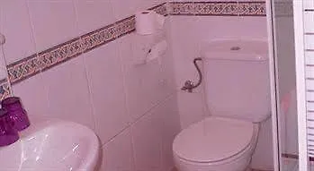 La Paloma I בית הארחה 3*